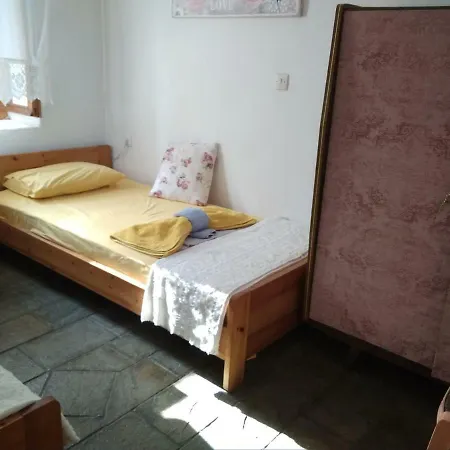 Stone House בית נופש *